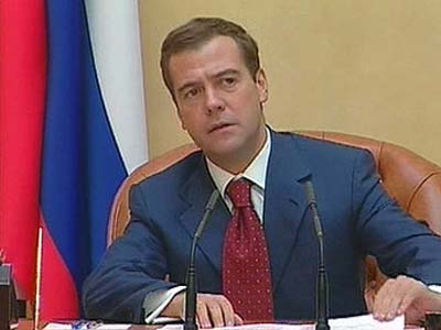 Дмитрий Медведев даст интервью в прямом телеэфире 6 декабря