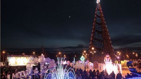 Первая новогодняя елка в городе откроется 24 декабря